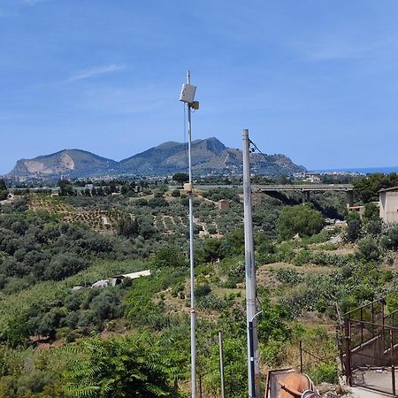 Panoramico Wifi Tv Centro Storico Apartamento Casteldaccia Exterior foto
